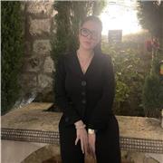 Diplomata nel liceo classico e laureanda in lettere moderne , impartisco studi di latino , italiano, geografia ,storia…